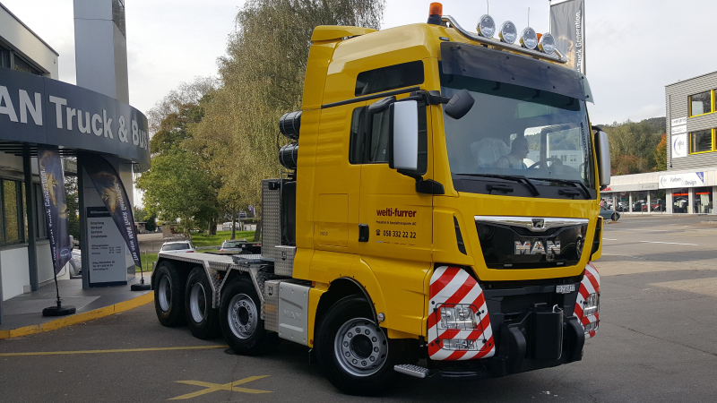 MAN TGX 41.640 8x8/4 Schwerlastzugaschine