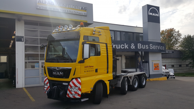 MAN TGX 41.640 8x8/4 Schwerlastzugaschine