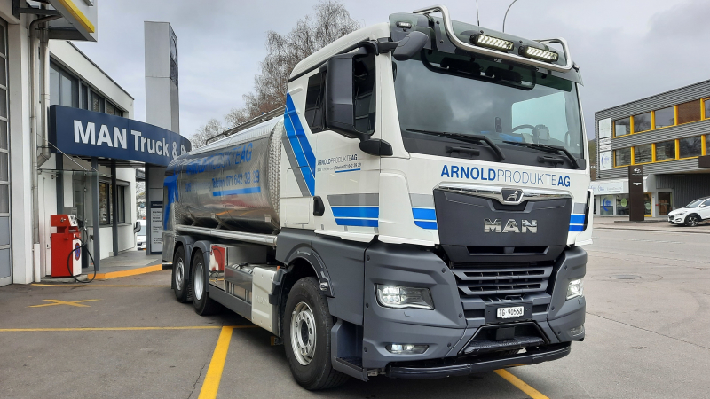 MAN TGX 6x2 Milchtransport